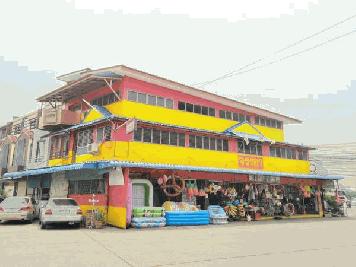 ขาย อาคารพาณิชย์ 3ชั้น 2คูหา ทำเลทอง ใจกลางย่านเศรษฐกิจ จ.แพร่ ตรงข้าม ปณ. เยื้องปั้มน้ำมัน